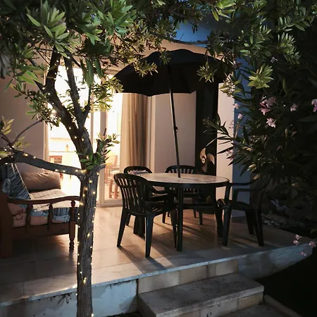 公寓 Azure Danaos Seafront Paphos