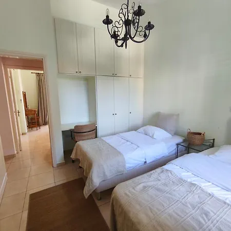 Azure Danaos Seafront Apartament Paphos